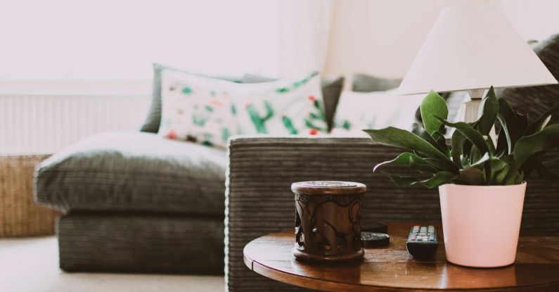 Cozy Home - Round Brown Wooden End Table